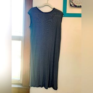 Jolie midi length dress